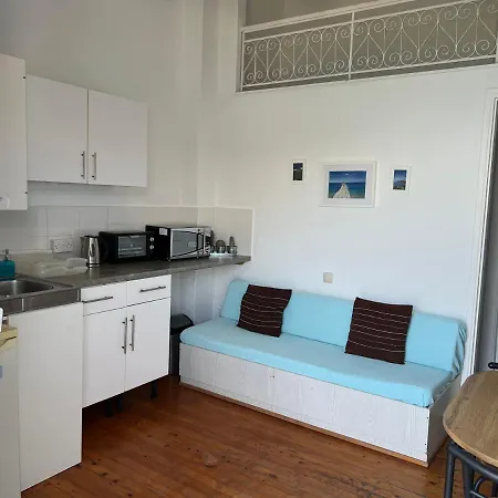 Apartment Stratigos *