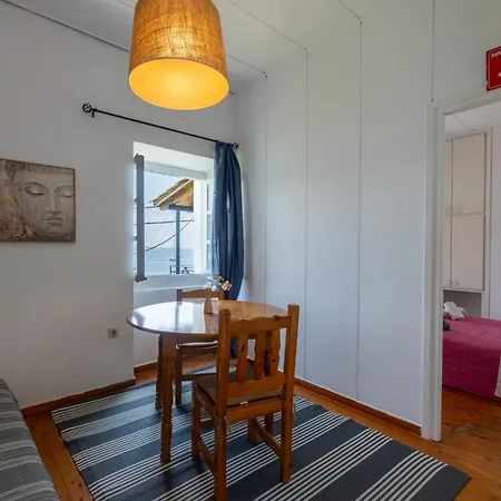 Apartment Stratigos *