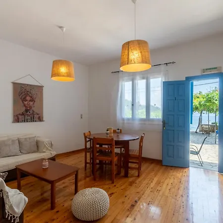 Apartment Stratigos